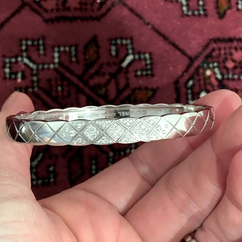 ❤️SOLD❤️Chanel Coco Crush Pave bracelet Size Small - Picture 1 of 14